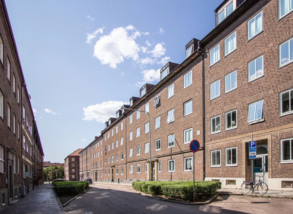 A streetview and apartement buildings in Helsingborg